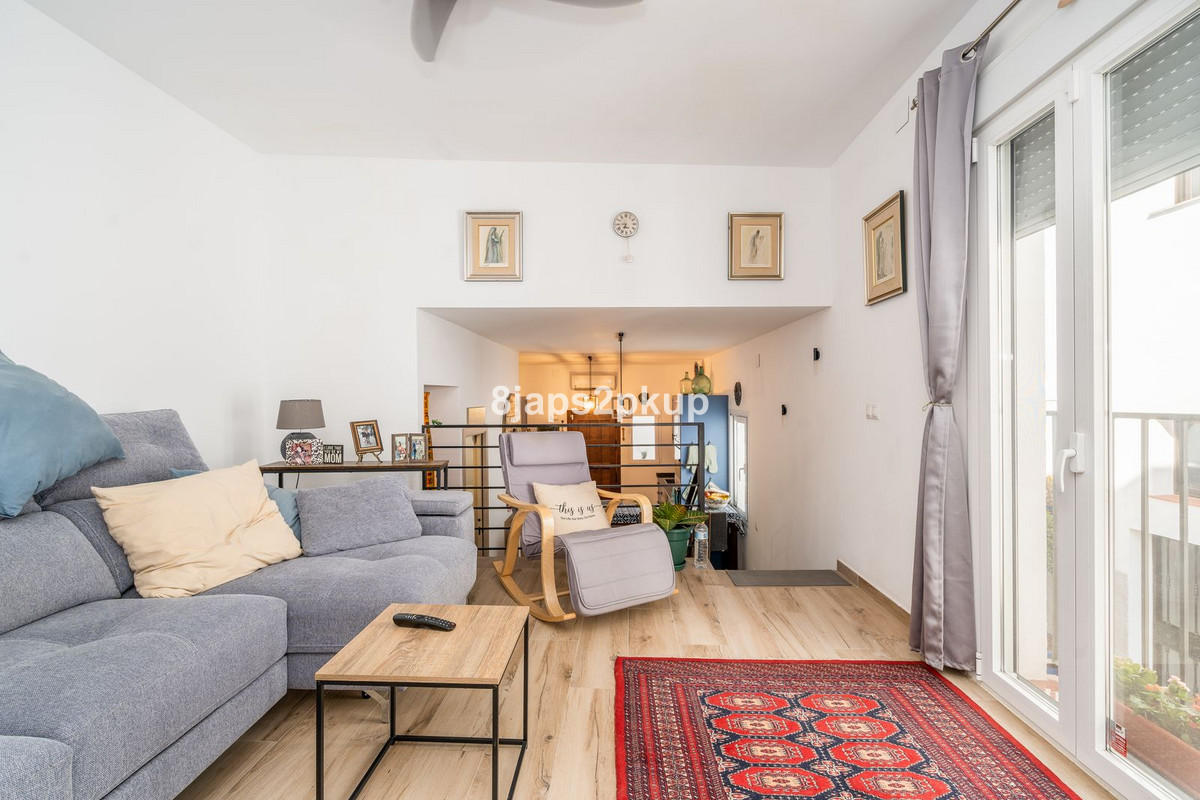 2 Bed Townhouse for sale in Estepona Costa Del Sol, Málaga, Spain