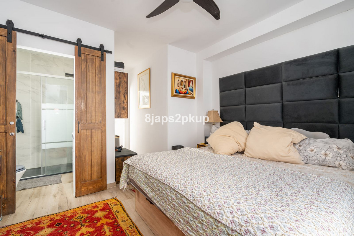 2 Bed Townhouse for sale in Estepona Costa Del Sol, Málaga, Spain