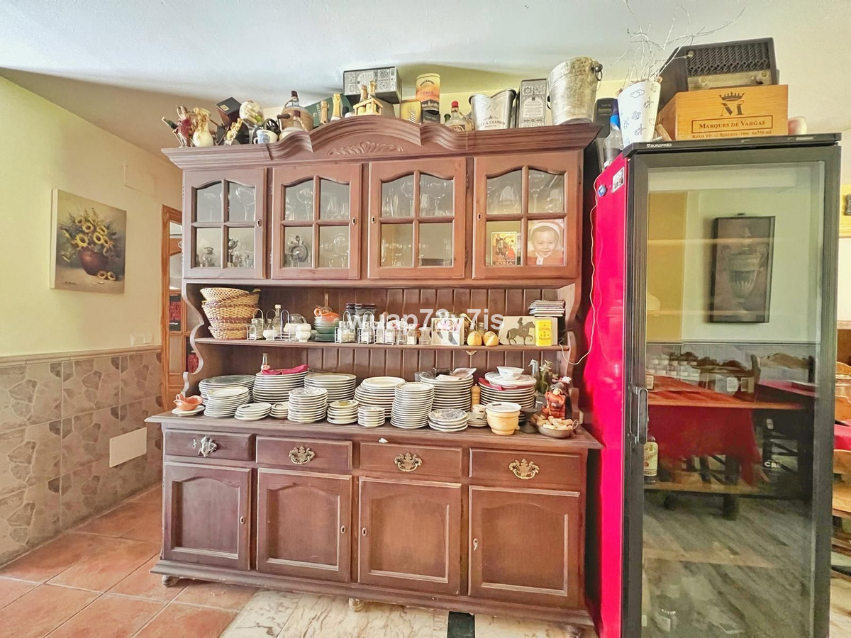 Se vende Hotel de 12 dormitorios en Costa Del Sol, Málaga, España