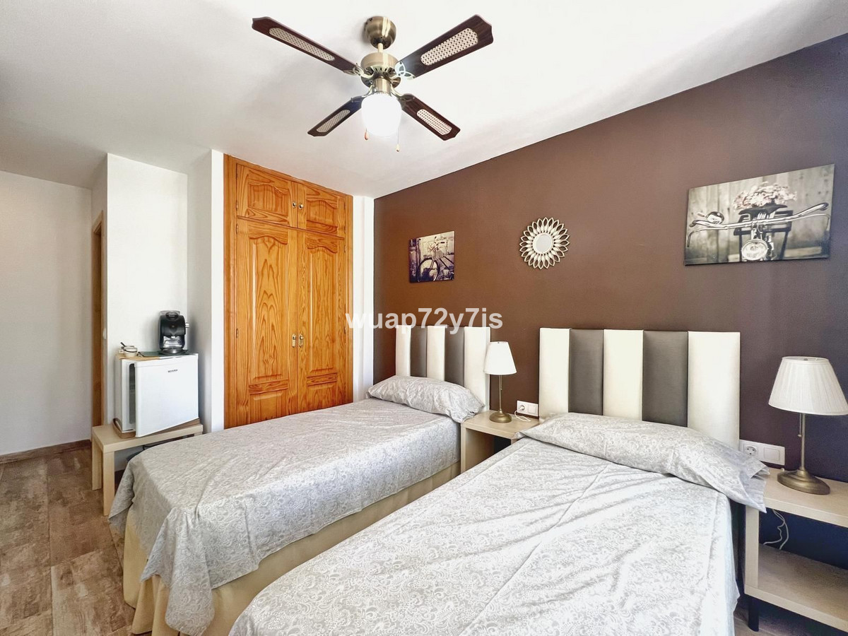 Se vende Hotel de 12 dormitorios en Costa Del Sol, Málaga, España