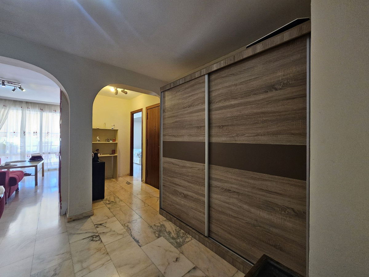 3 Bed Apartment for sale in Estepona Costa Del Sol, Málaga, Spain