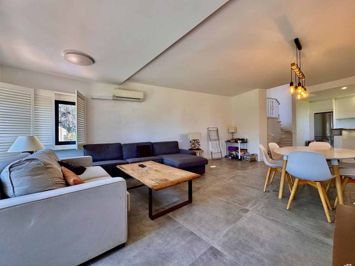 3 Bed Apartment for sale in Puerto De Cabopino Costa Del Sol, Málaga, Spain