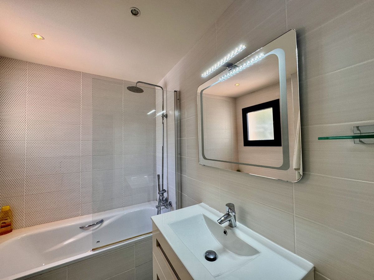 3 Bed Apartment for sale in Puerto De Cabopino Costa Del Sol, Málaga, Spain