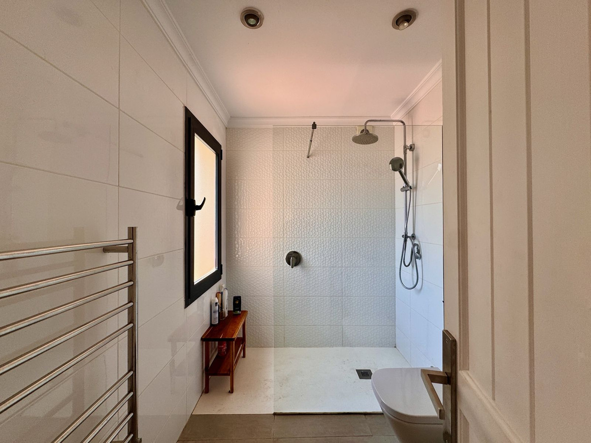 3 Bed Apartment for sale in Puerto De Cabopino Costa Del Sol, Málaga, Spain