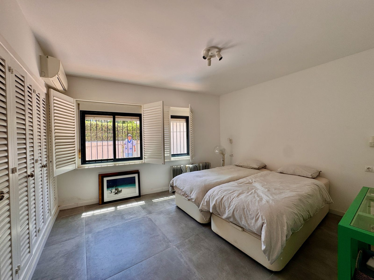 3 Bed Apartment for sale in Puerto De Cabopino Costa Del Sol, Málaga, Spain