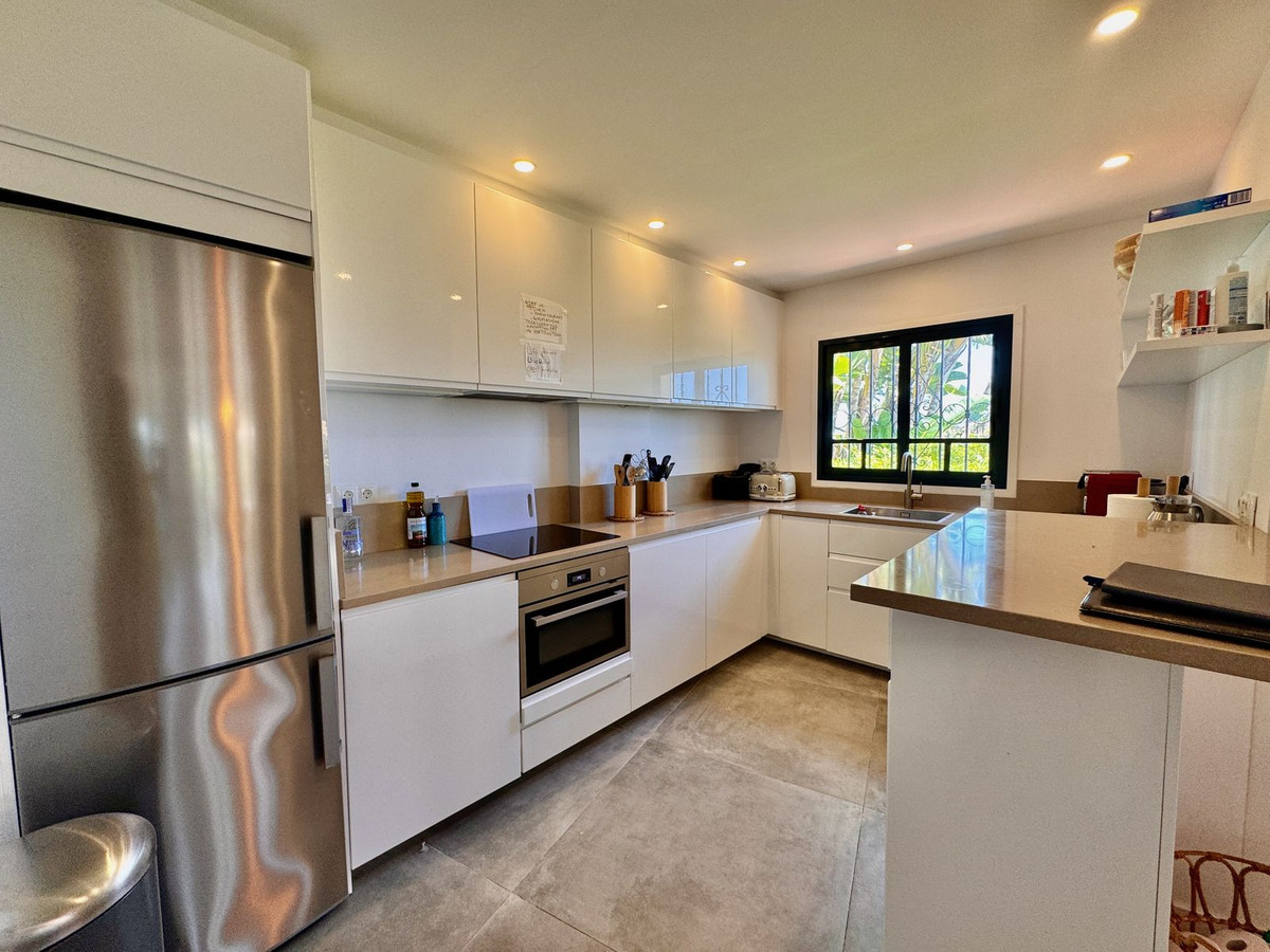 3 Bed Apartment for sale in Puerto De Cabopino Costa Del Sol, Málaga, Spain