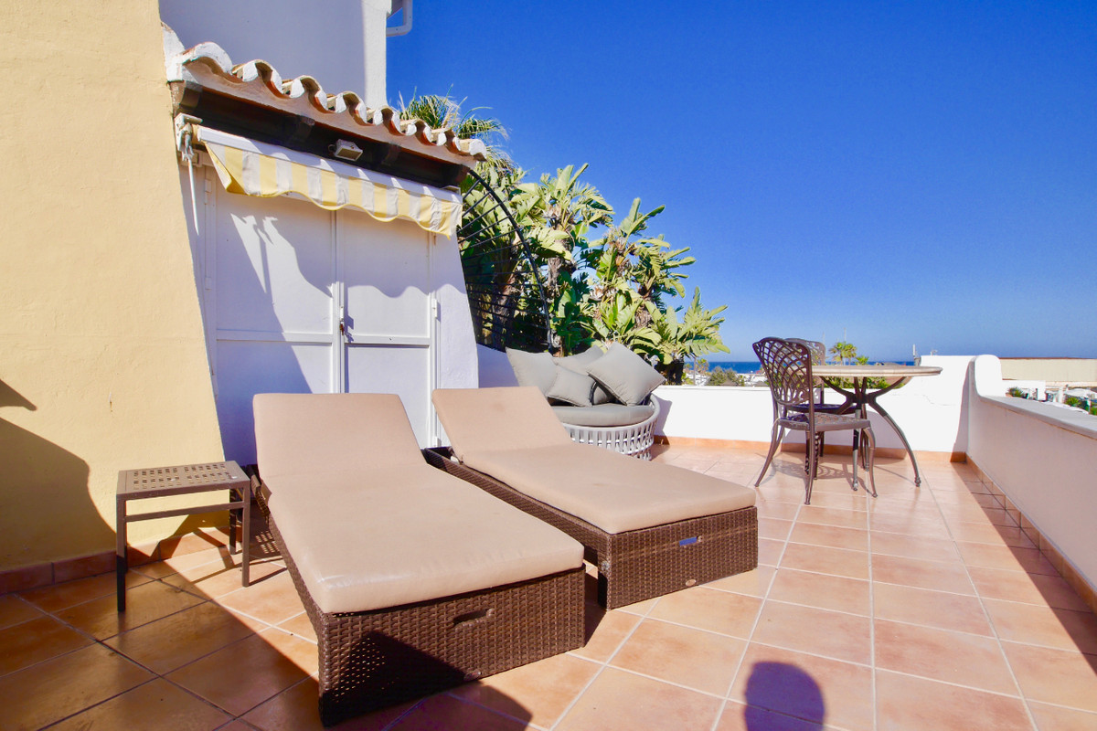 3 Bed Apartment for sale in Puerto De Cabopino Costa Del Sol, Málaga, Spain