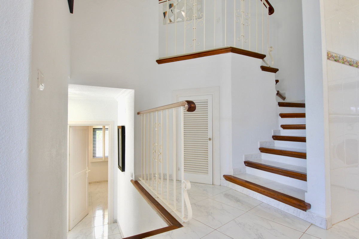 3 Bed Apartment for sale in Puerto De Cabopino Costa Del Sol, Málaga, Spain
