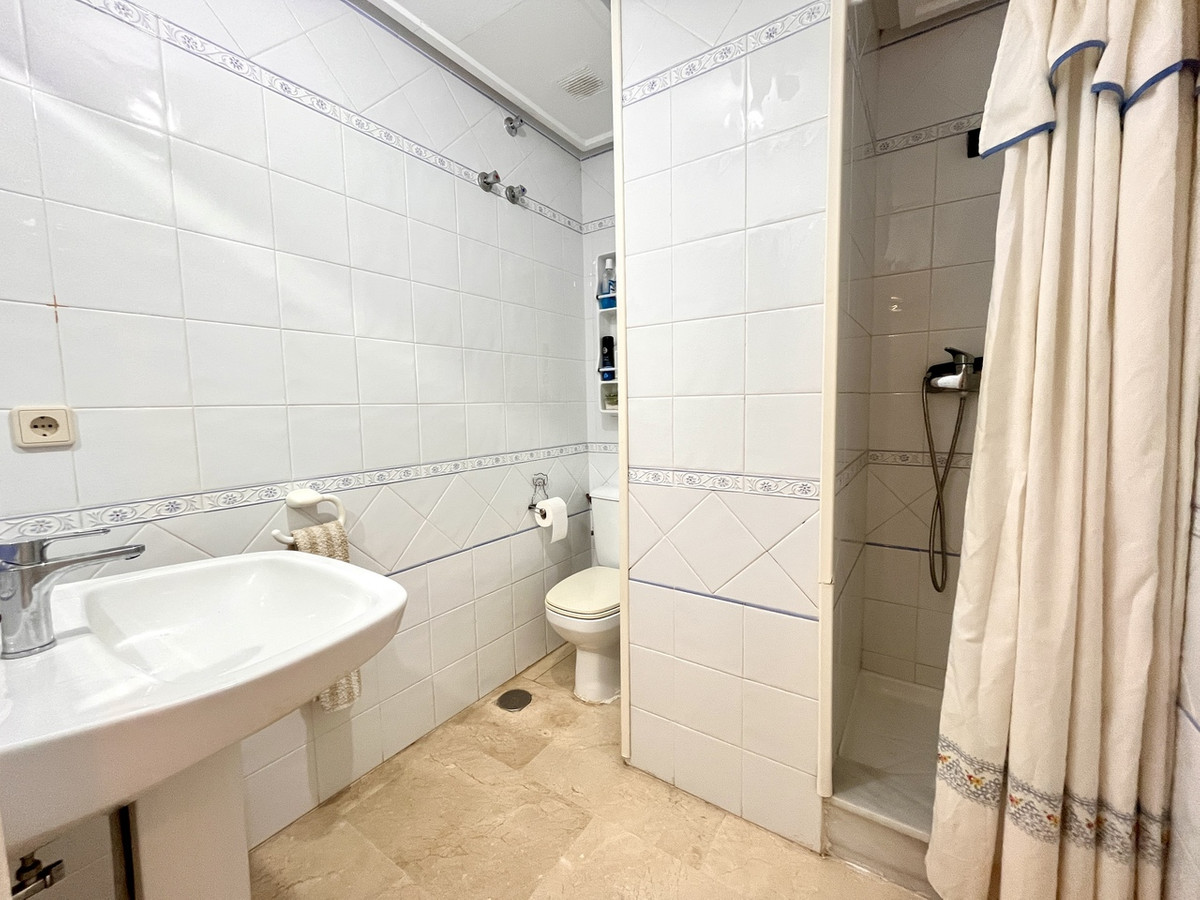 3 Bed Apartment for sale in Dehesa De Campoamor Costa Blanca, Alicante, Spain