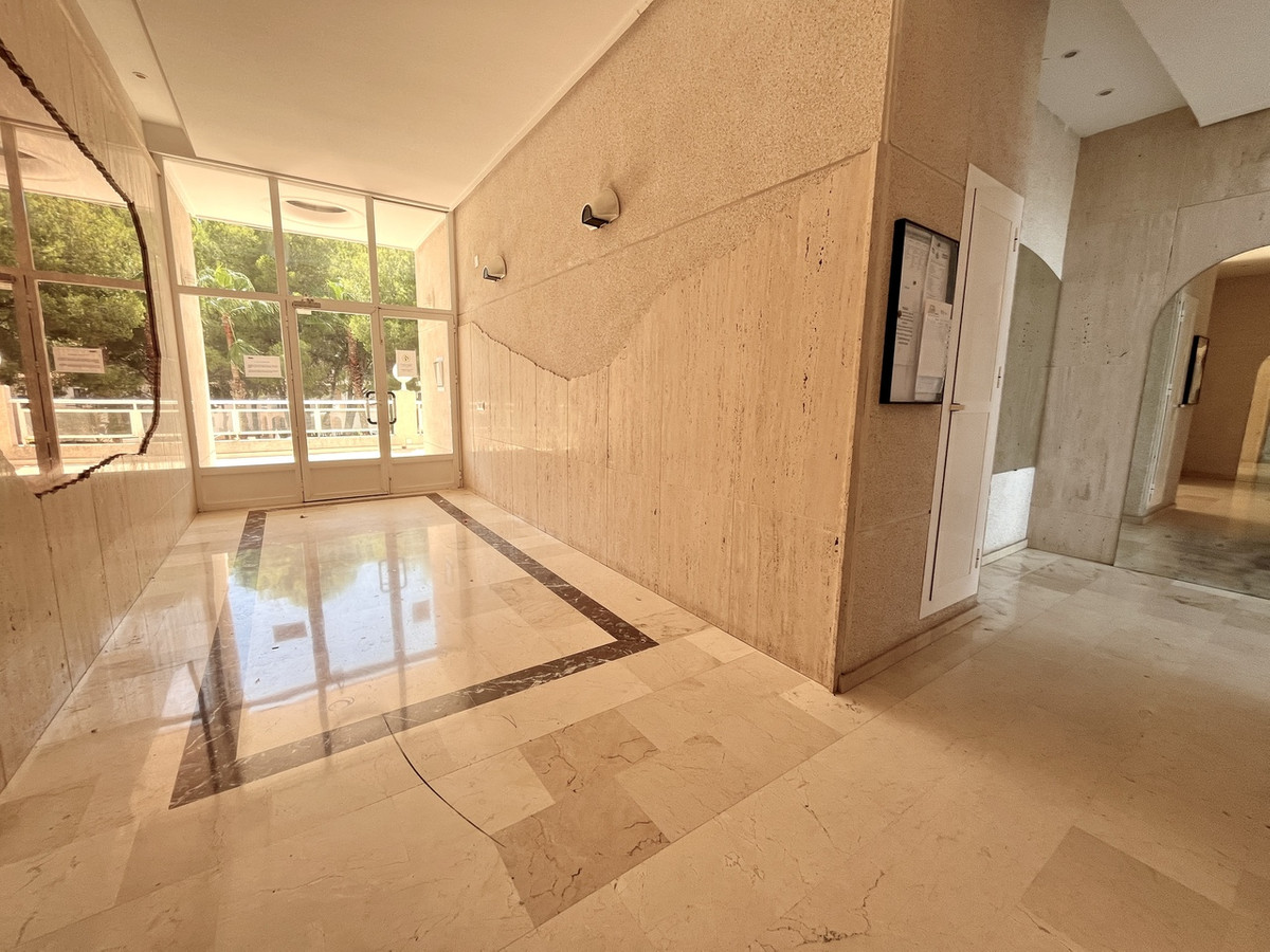 3 Bed Apartment for sale in Dehesa De Campoamor Costa Blanca, Alicante, Spain