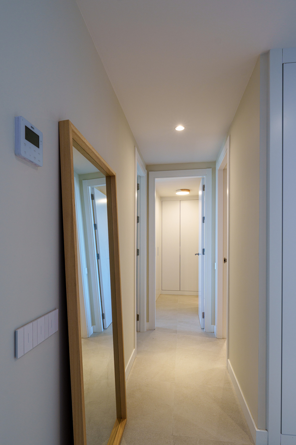 Se vende Apartamento Planta Media de 2 dormitorios en Costa Del Sol, Málaga, España