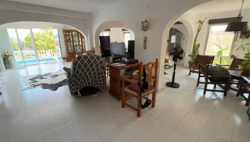 Se vende Villa - Chalet de 4 dormitorios en Costa Blanca, Alicante, España