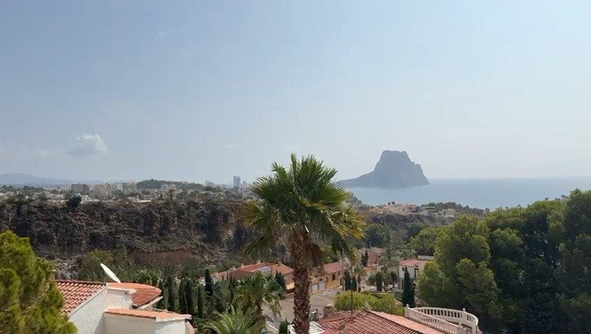 Se vende Villa - Chalet de 4 dormitorios en Costa Blanca, Alicante, España