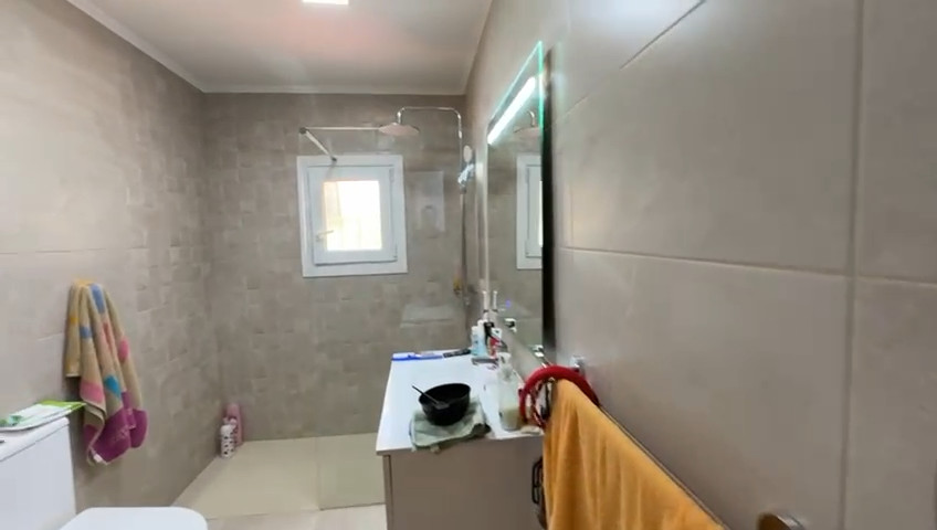 Se vende Villa - Chalet de 4 dormitorios en Costa Blanca, Alicante, España