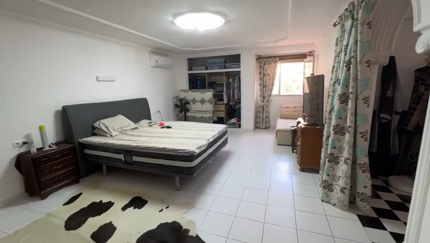 Se vende Villa - Chalet de 4 dormitorios en Costa Blanca, Alicante, España