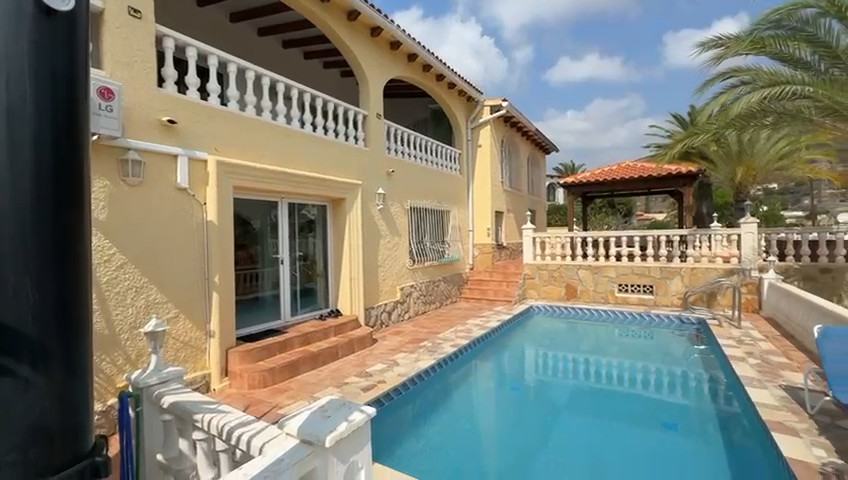 Se vende Villa - Chalet de 4 dormitorios en Costa Blanca, Alicante, España