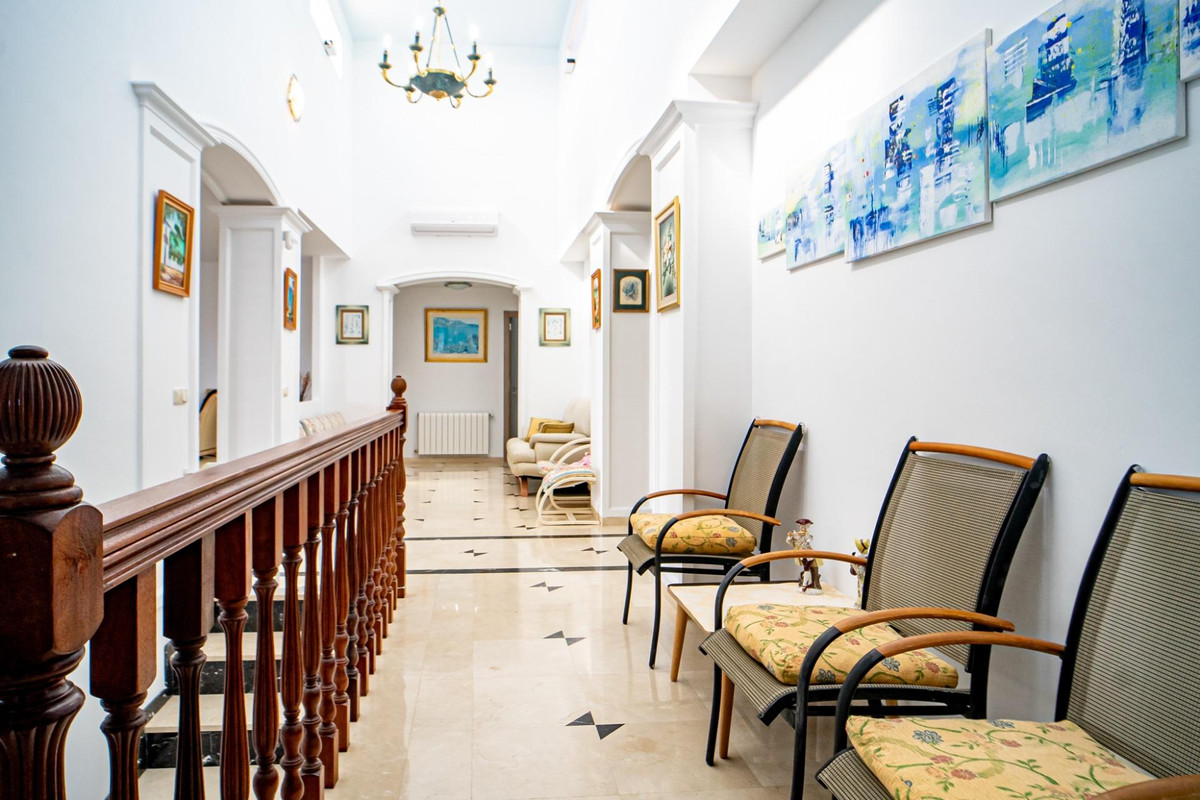 4 Bed Townhouse for sale in Lalfás Del Pi Costa Blanca, Alicante, Spain