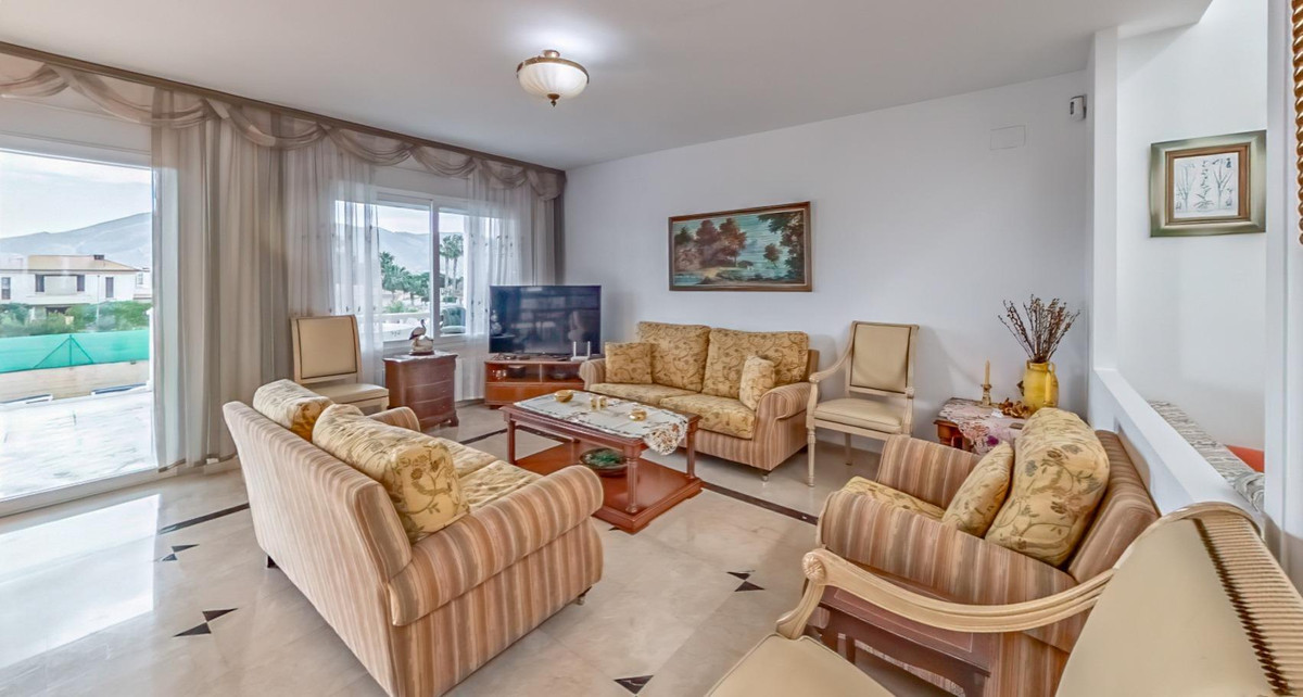 4 Bed Townhouse for sale in Lalfás Del Pi Costa Blanca, Alicante, Spain