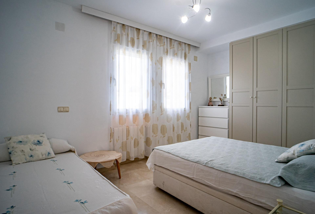 4 Bed Townhouse for sale in Lalfás Del Pi Costa Blanca, Alicante, Spain