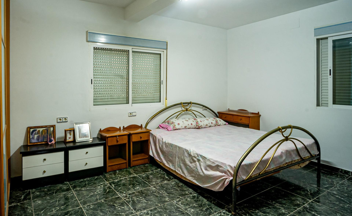 Se vende Finca - Cortijo de 4 dormitorios en Costa Blanca, Alicante, España