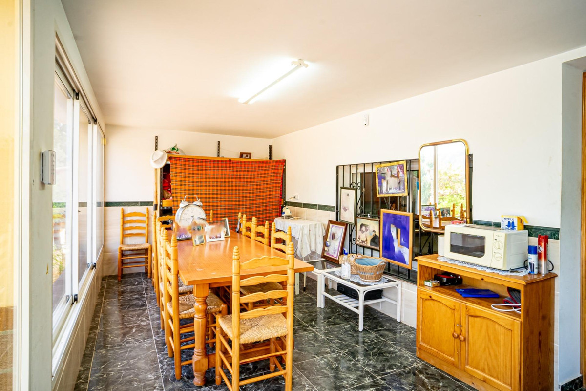 Se vende Finca - Cortijo de 4 dormitorios en Costa Blanca, Alicante, España