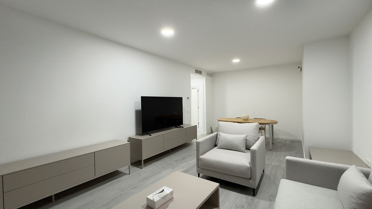 3 Bed Apartment for sale in Nueva Andalucía Costa Del Sol, Málaga, Spain