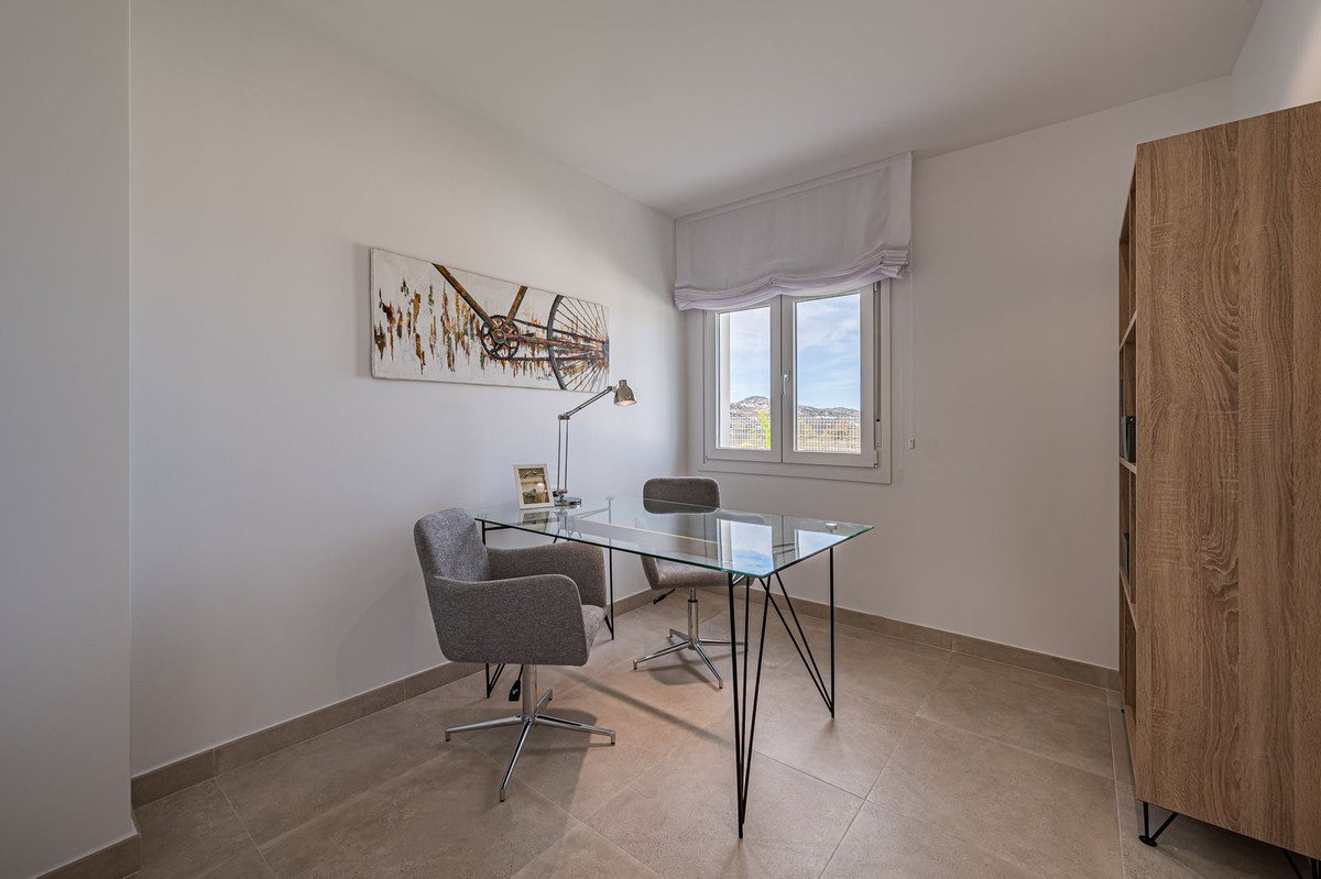Se vende Villa - Chalet de 3 dormitorios en Costa Del Sol East, Málaga, España