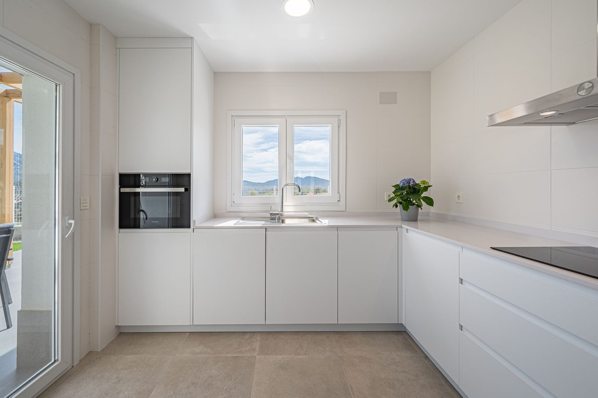 Se vende Villa - Chalet de 3 dormitorios en Costa Del Sol East, Málaga, España