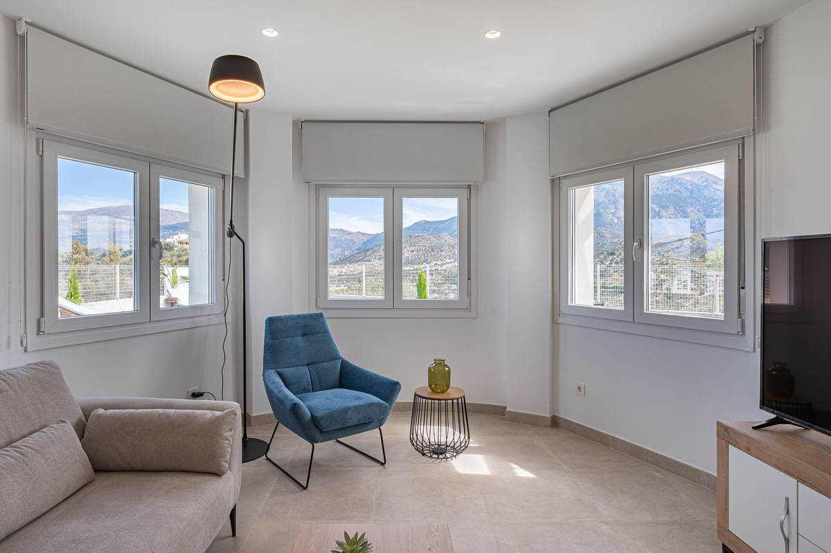 Se vende Villa - Chalet de 3 dormitorios en Costa Del Sol East, Málaga, España