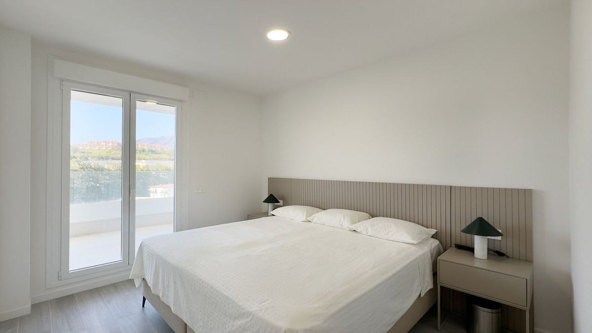 3 Bed Apartment for sale in Nueva Andalucía Costa Del Sol, Málaga, Spain