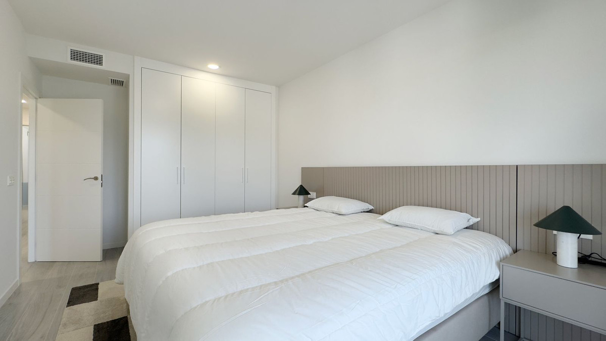 3 Bed Apartment for sale in Nueva Andalucía Costa Del Sol, Málaga, Spain