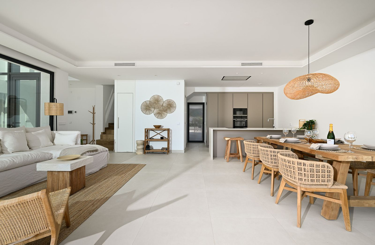 4 Bed Townhouse for sale in Benalmadena Pueblo Costa Del Sol, Málaga, Spain