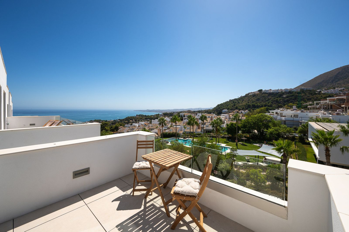 4 Bed Townhouse for sale in Benalmadena Pueblo Costa Del Sol, Málaga, Spain