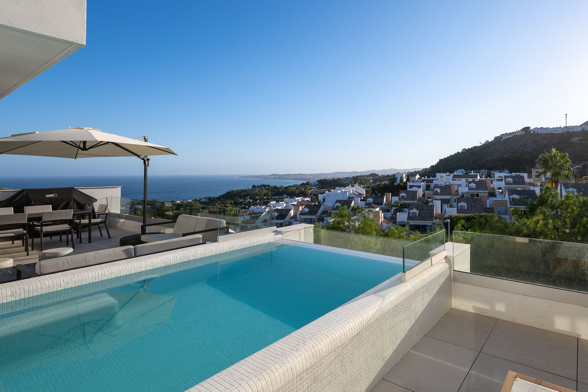 4 Bed Townhouse for sale in Benalmadena Pueblo Costa Del Sol, Málaga, Spain