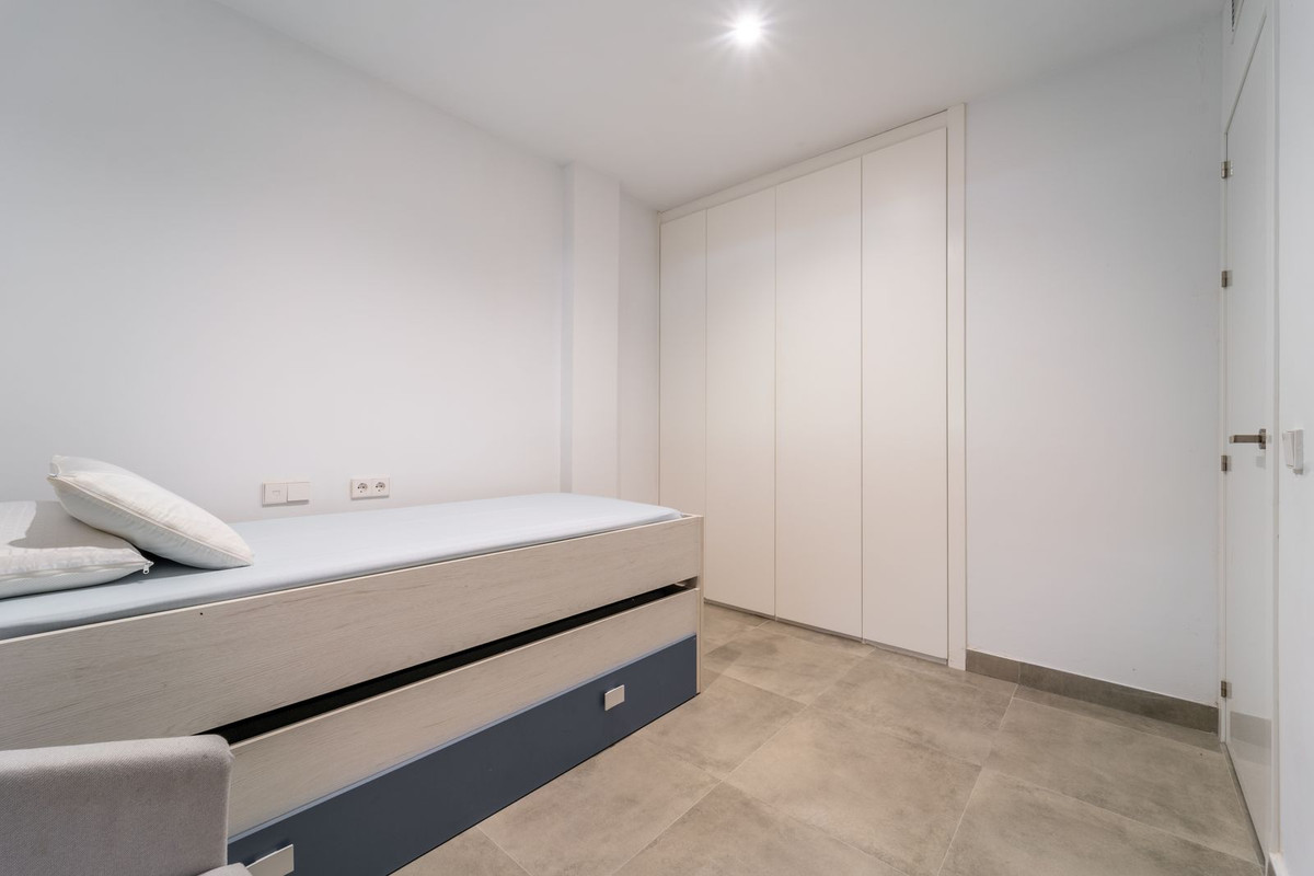 2 Bed Apartment for sale in Benalmadena Costa Del Sol, Málaga, Spain
