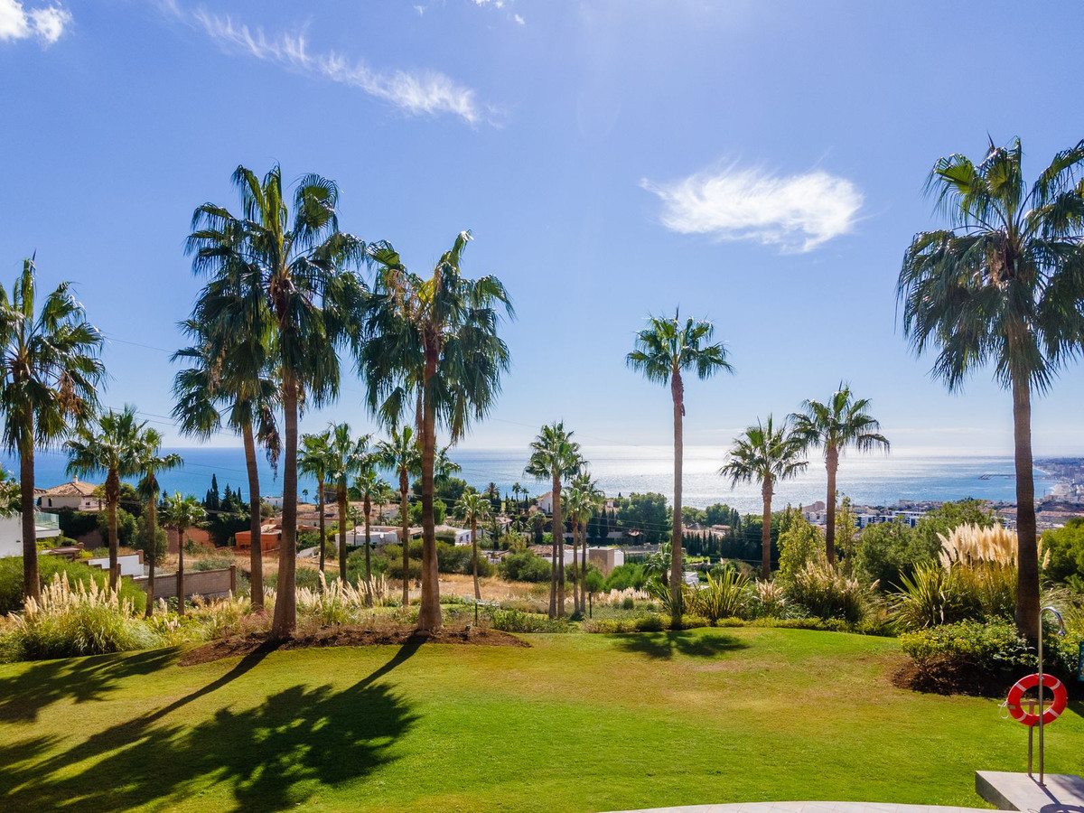 2 Bed Apartment for sale in Benalmadena Costa Del Sol, Málaga, Spain