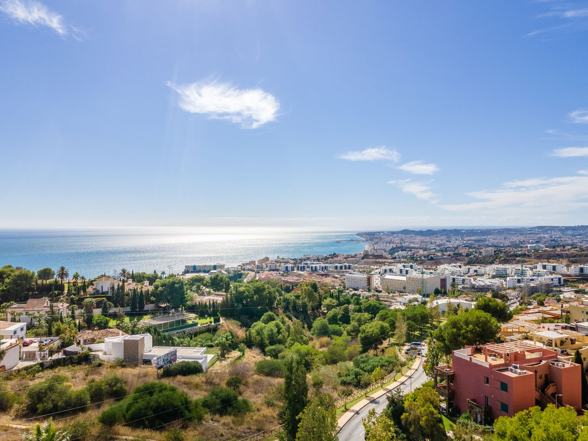 2 Bed Apartment for sale in Benalmadena Costa Del Sol, Málaga, Spain