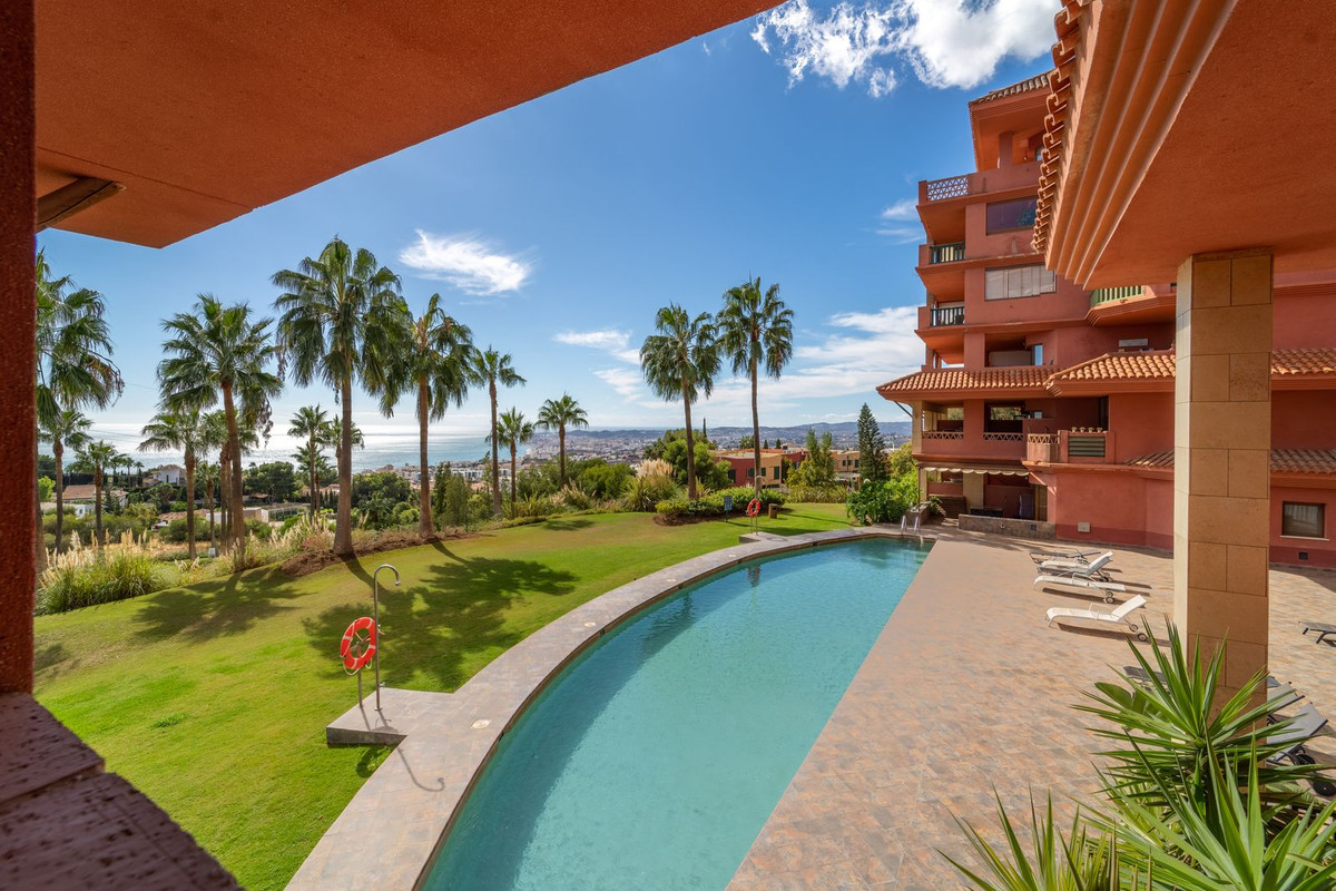 2 Bed Apartment for sale in Benalmadena Costa Del Sol, Málaga, Spain