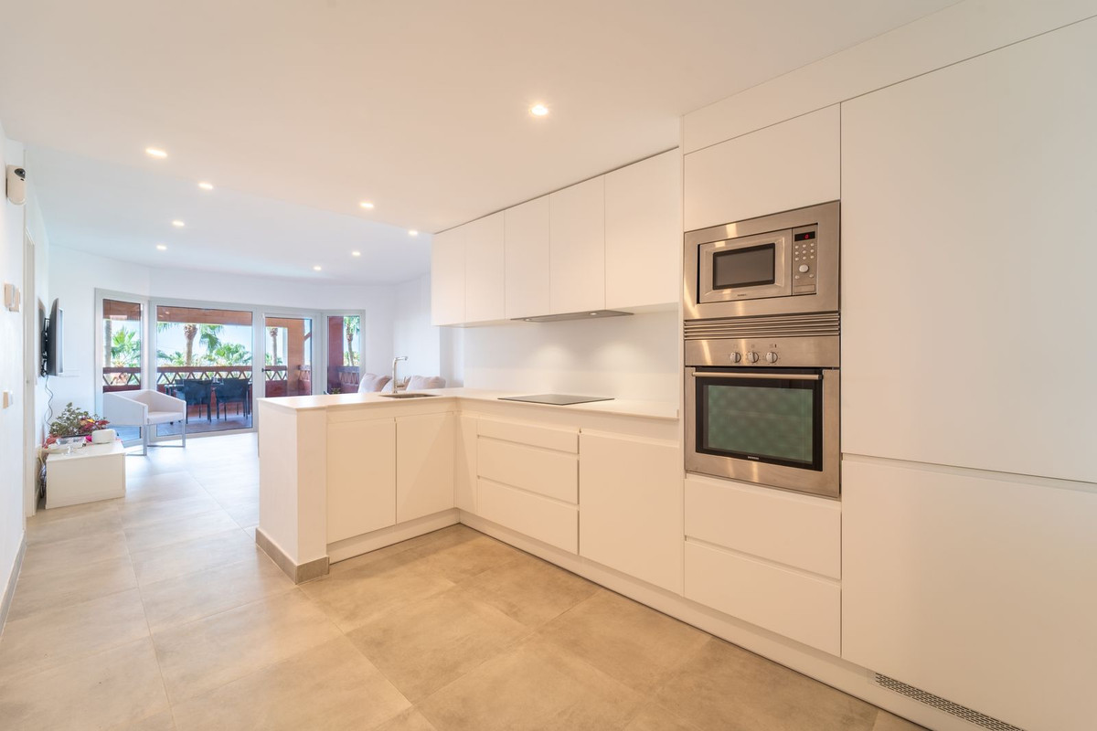 2 Bed Apartment for sale in Benalmadena Costa Del Sol, Málaga, Spain
