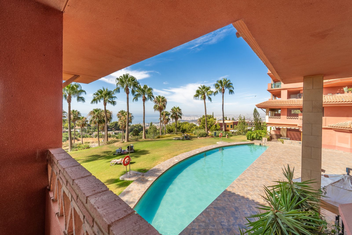 2 Bed Apartment for sale in Benalmadena Costa Del Sol, Málaga, Spain