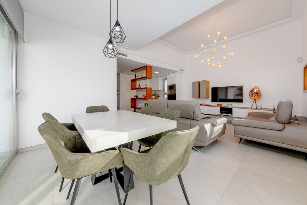 Se vende Villa - Chalet de 3 dormitorios en Costa Blanca, Alicante, España