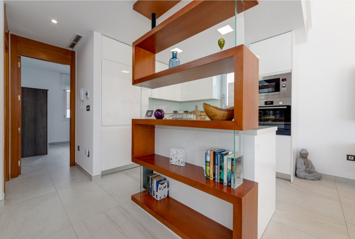 Se vende Villa - Chalet de 3 dormitorios en Costa Blanca, Alicante, España