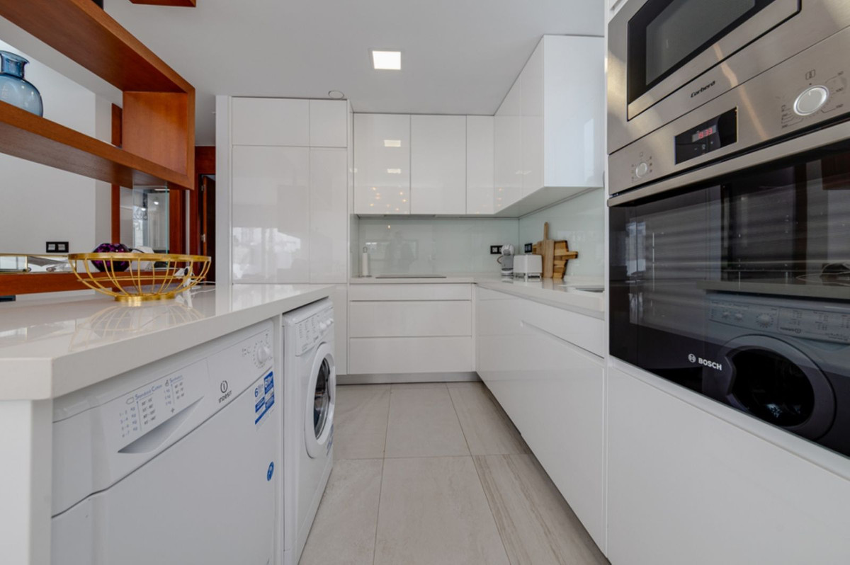 Se vende Villa - Chalet de 3 dormitorios en Costa Blanca, Alicante, España