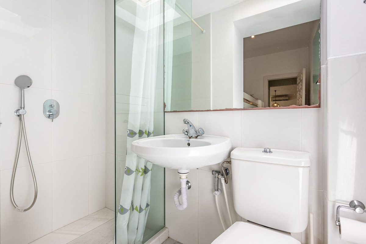 7 Bed Townhouse for sale in Los Monteros Costa Del Sol, Málaga, Spain