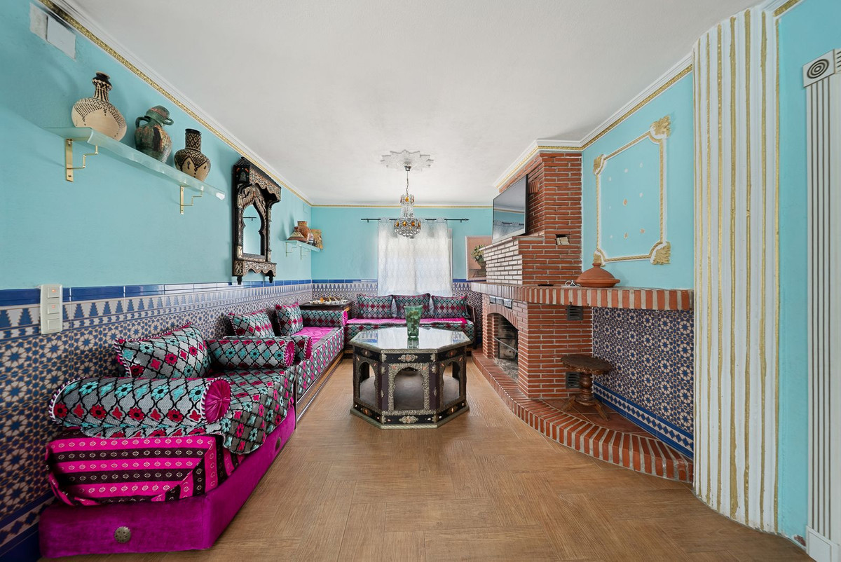 Se vende Finca - Cortijo de 2 dormitorios en Málaga Ciudad, Málaga, España