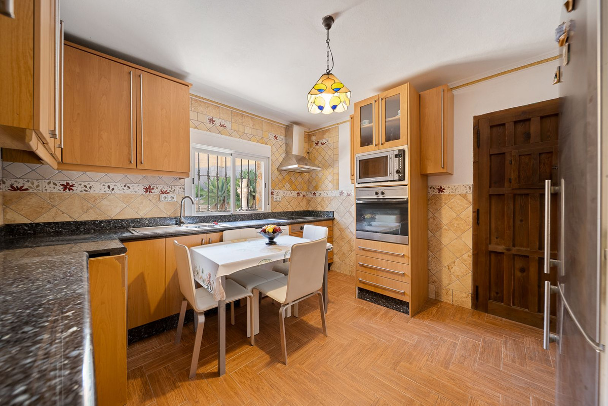 Se vende Finca - Cortijo de 2 dormitorios en Málaga Ciudad, Málaga, España