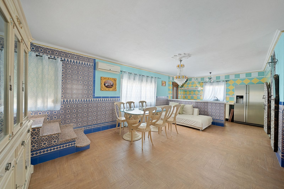 Se vende Finca - Cortijo de 2 dormitorios en Málaga Ciudad, Málaga, España