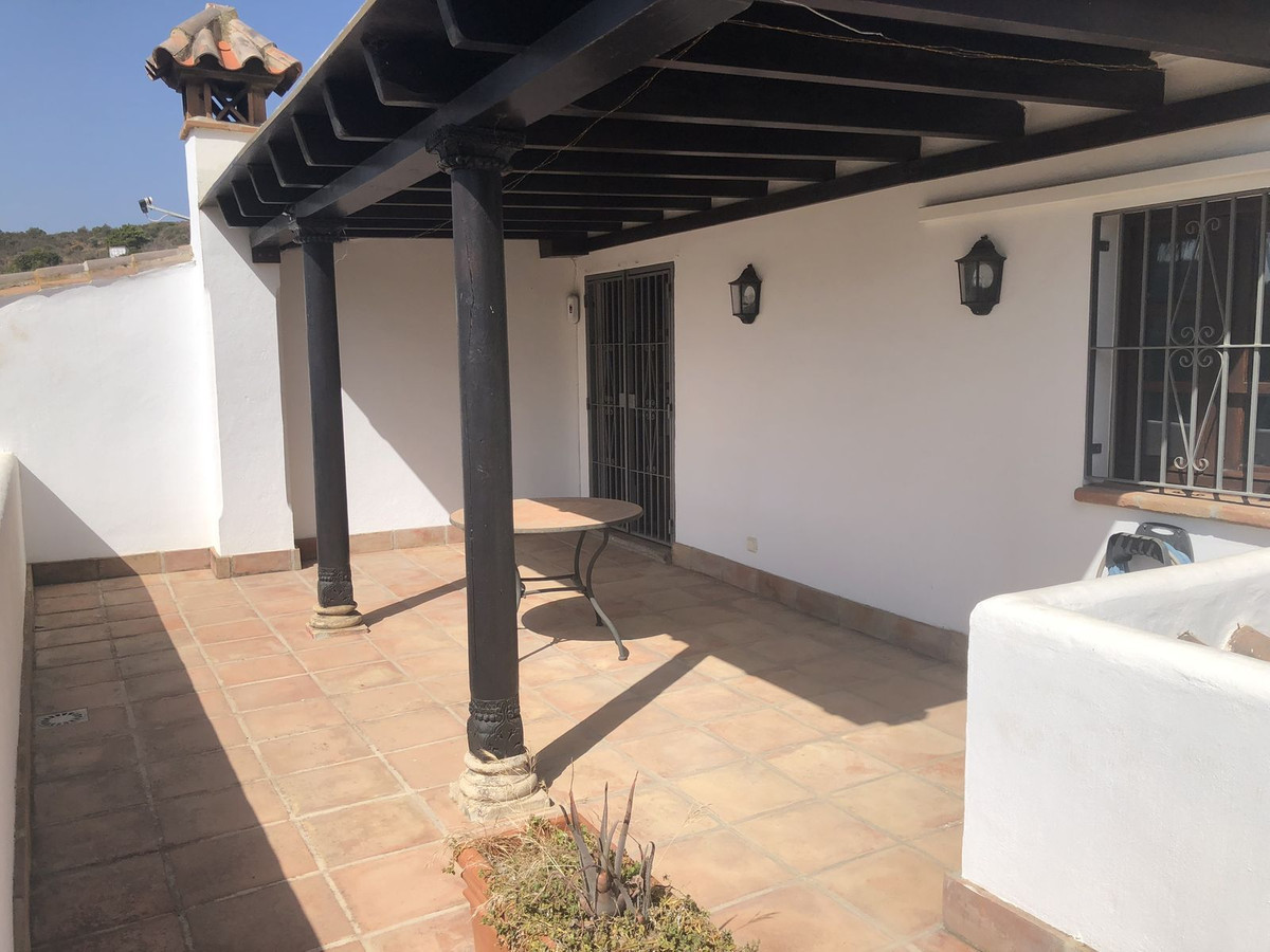 4 Bed Townhouse for sale in Estepona Costa Del Sol, Málaga, Spain