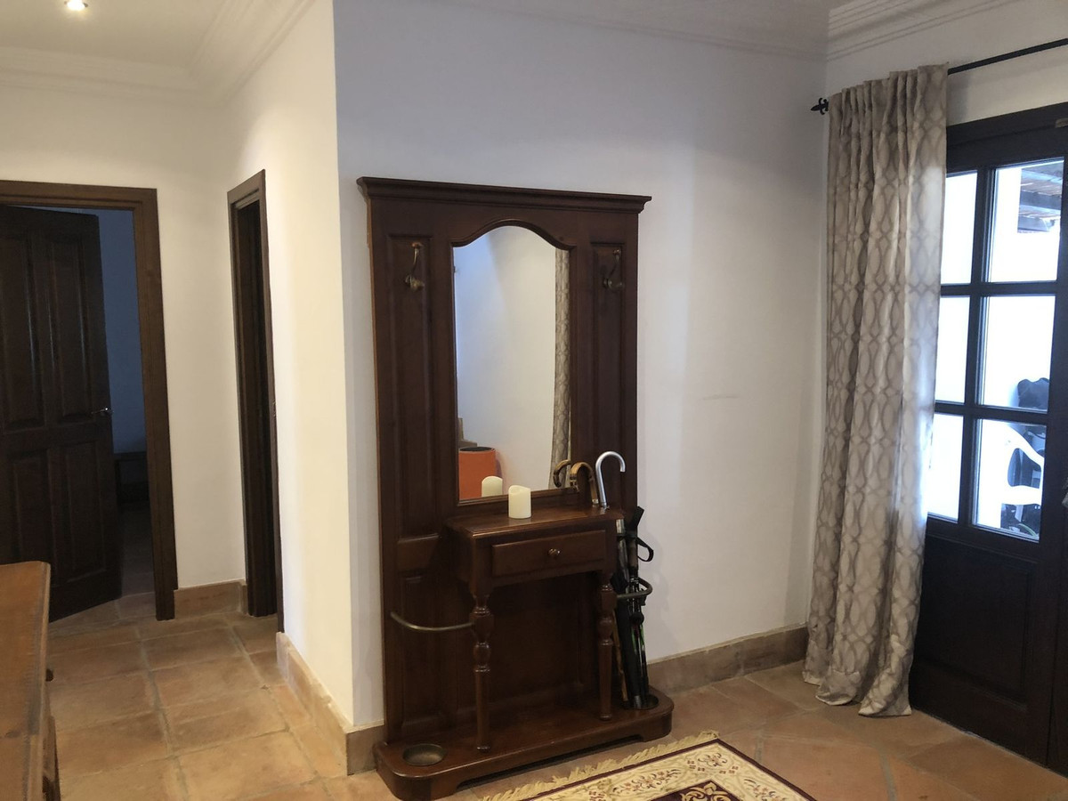 4 Bed Townhouse for sale in Estepona Costa Del Sol, Málaga, Spain