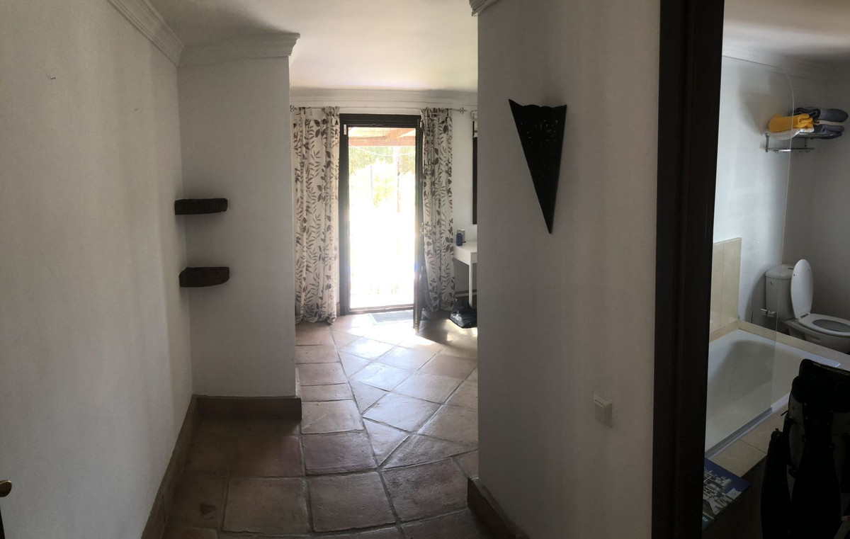 4 Bed Townhouse for sale in Estepona Costa Del Sol, Málaga, Spain